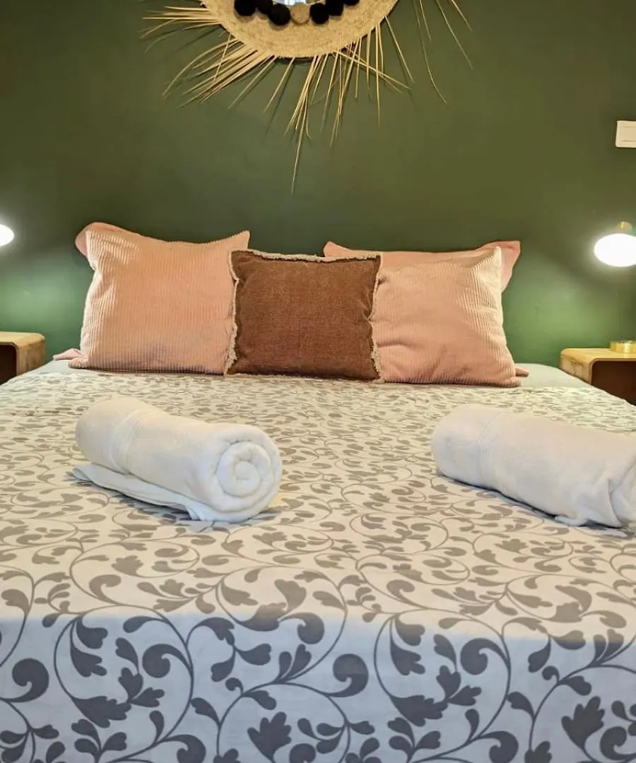 Typique - 2 Bedrooms,Typical Apartment-Old Town Ницца
