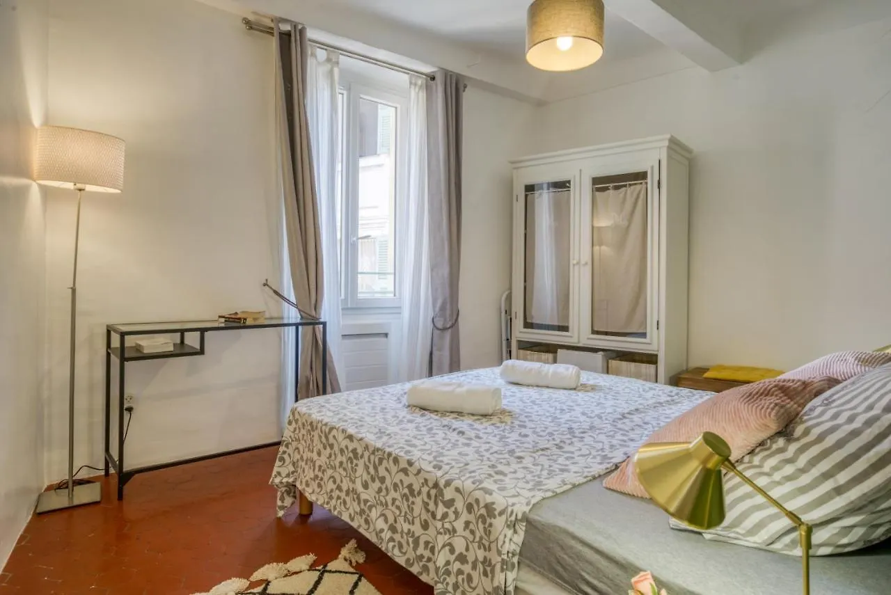 Typique - 2 Bedrooms,Typical Apartment-Old Town Nice Apartment