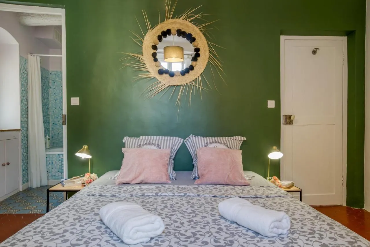 Typique - 2 Bedrooms,Typical Apartment-Old Town Nice France
