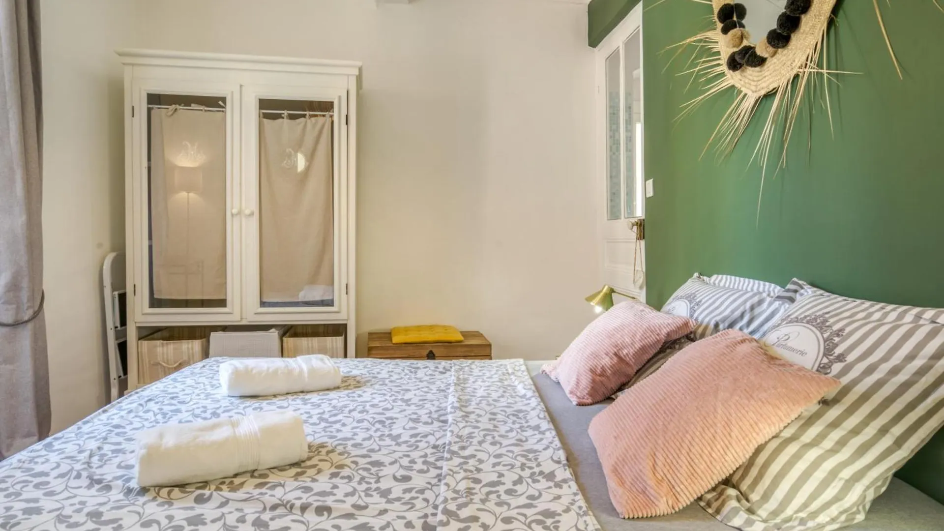 Typique - 2 Bedrooms,Typical Apartment-Old Town 니스 0*,  프랑스